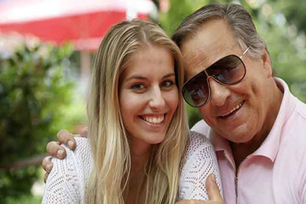 ازدواج با مرد سن بالا