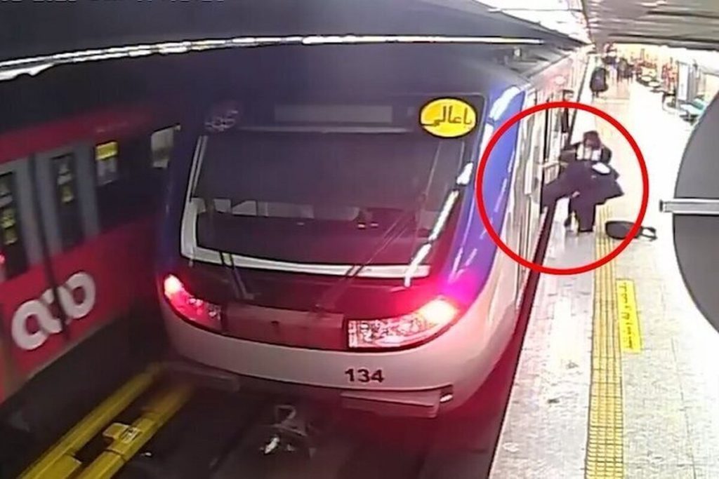 آرمیتا گراوند دانش آموز تهرانی درگذشت