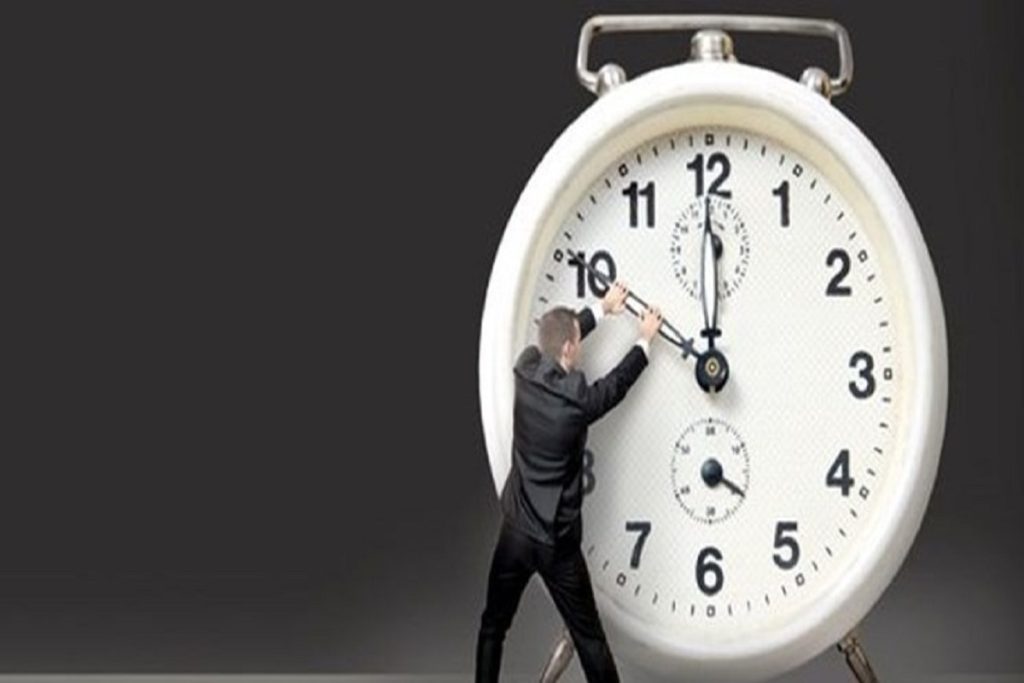 کاهش ساعت کاری