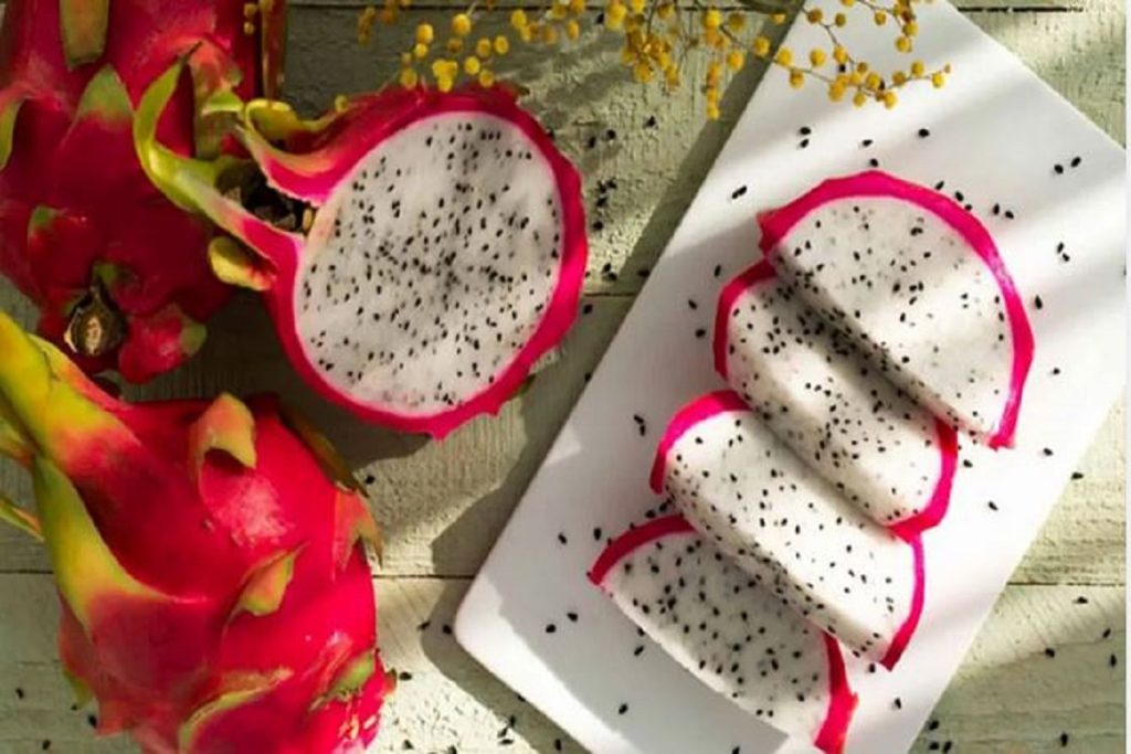 میوه استوایی