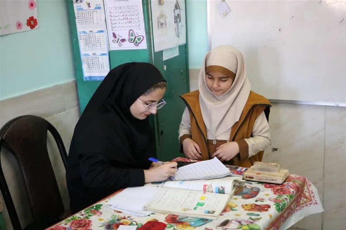 خبر مهم درباره استخدام آموزش و پروش / تصمیم دولت برای افزایش حقوق معلمان جدی شد