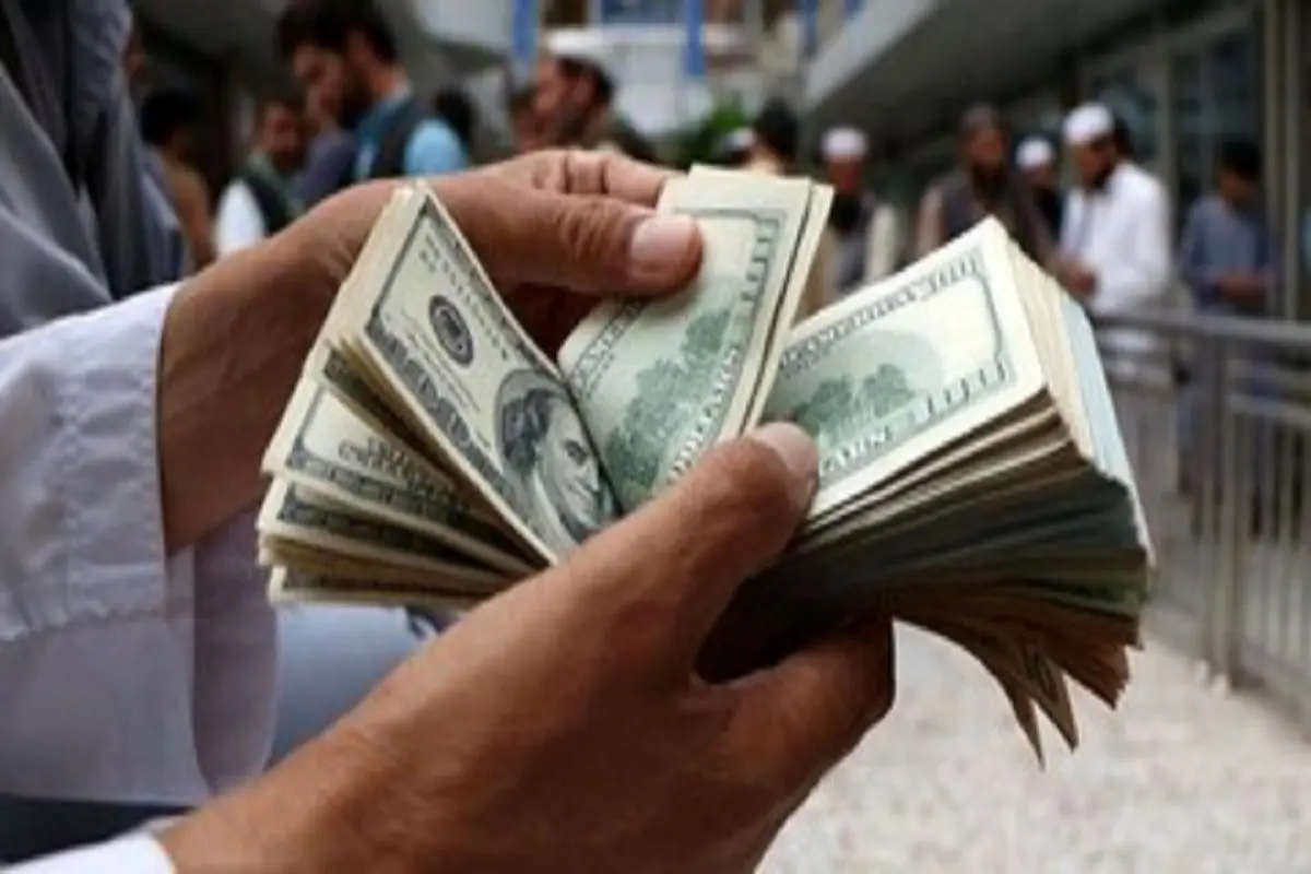 ریزش سنگین قیمت دلار / پشت پرده ارزان شدن دلار بازار آزاد