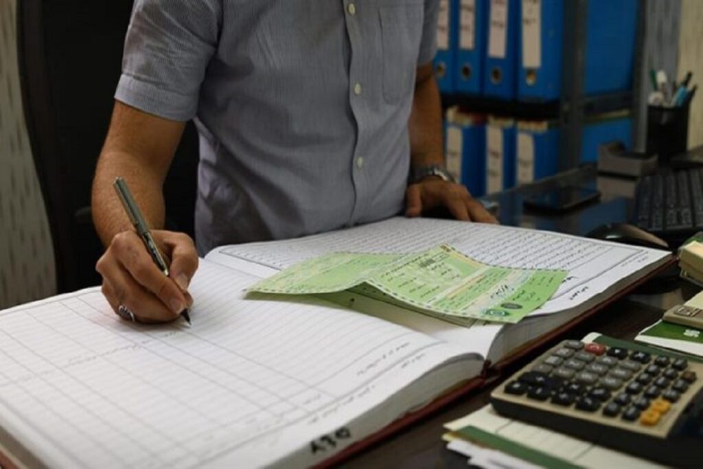 تغییر مهم در نحوه انتقال سند خودرو سال ۱۴۰۳ / هزینه سند بر عهده کیست؟