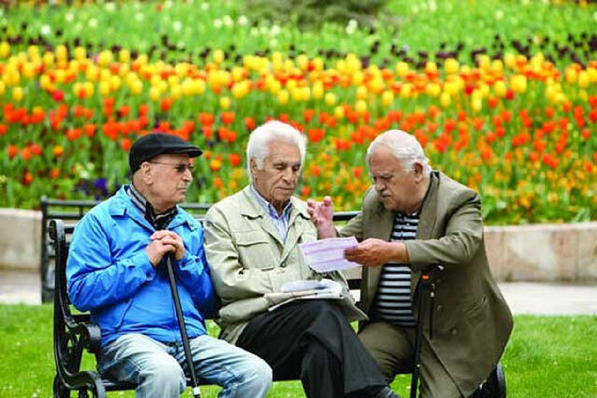 خبر خوش برای بازنشستگان / کمک ۸۰۰ هزار میلیارد تومانی دولت به صندوقهای بازنشستگی