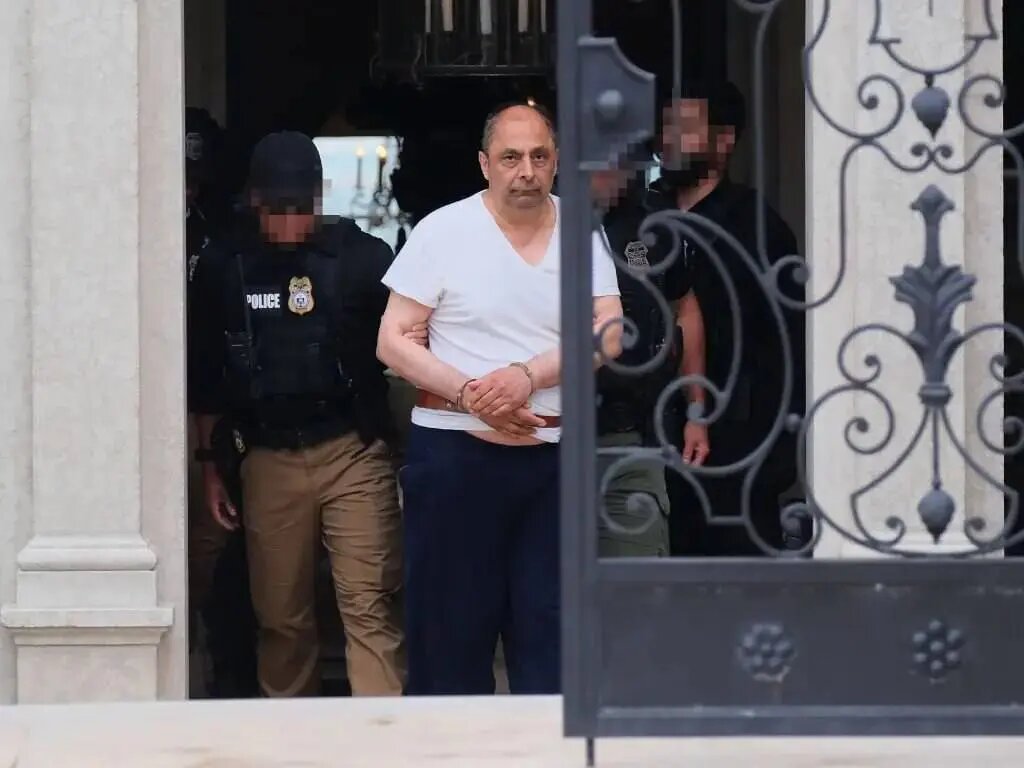 جمشید قمی