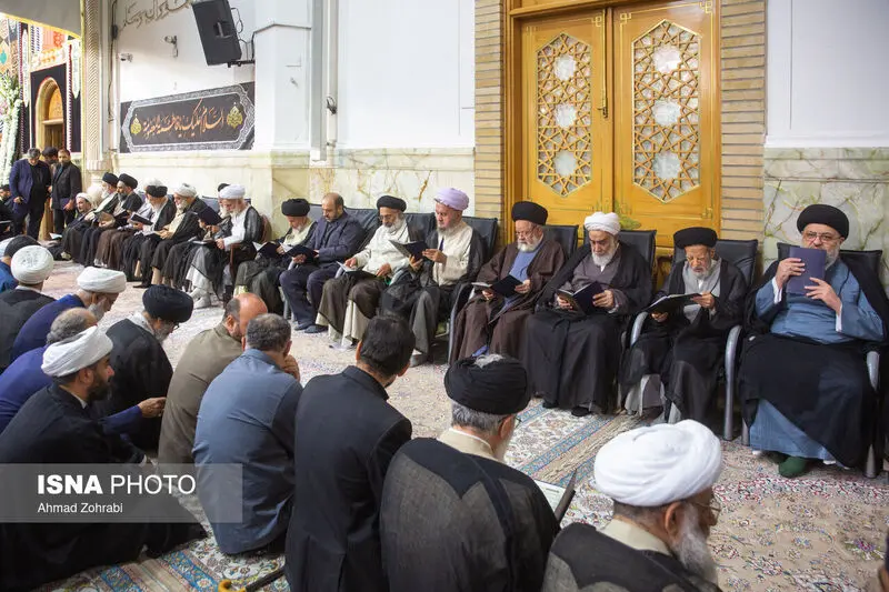 تصاویر: مراسم ترحیم آیت الله شبیری زنجانی در حرم حضرت فاطمه معصومه(س)