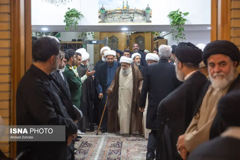 تصاویر: مراسم ترحیم آیت الله شبیری زنجانی در حرم حضرت فاطمه معصومه(س)