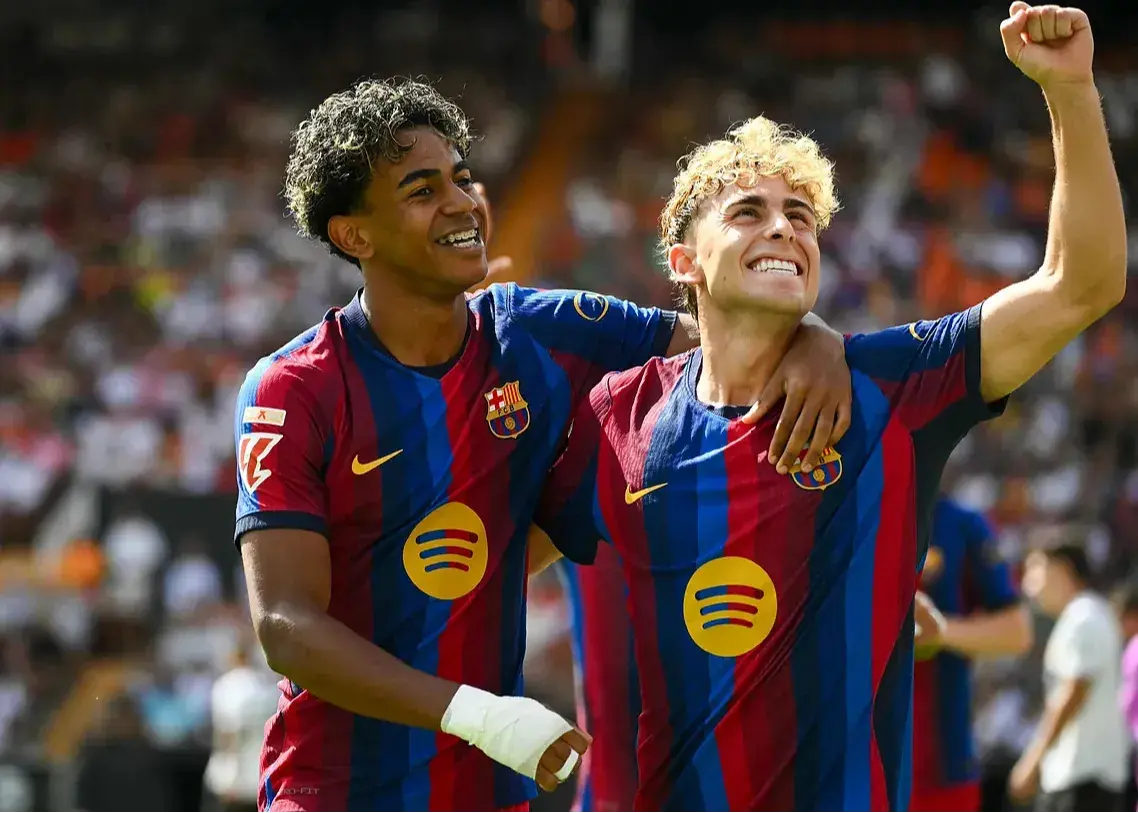 2533886