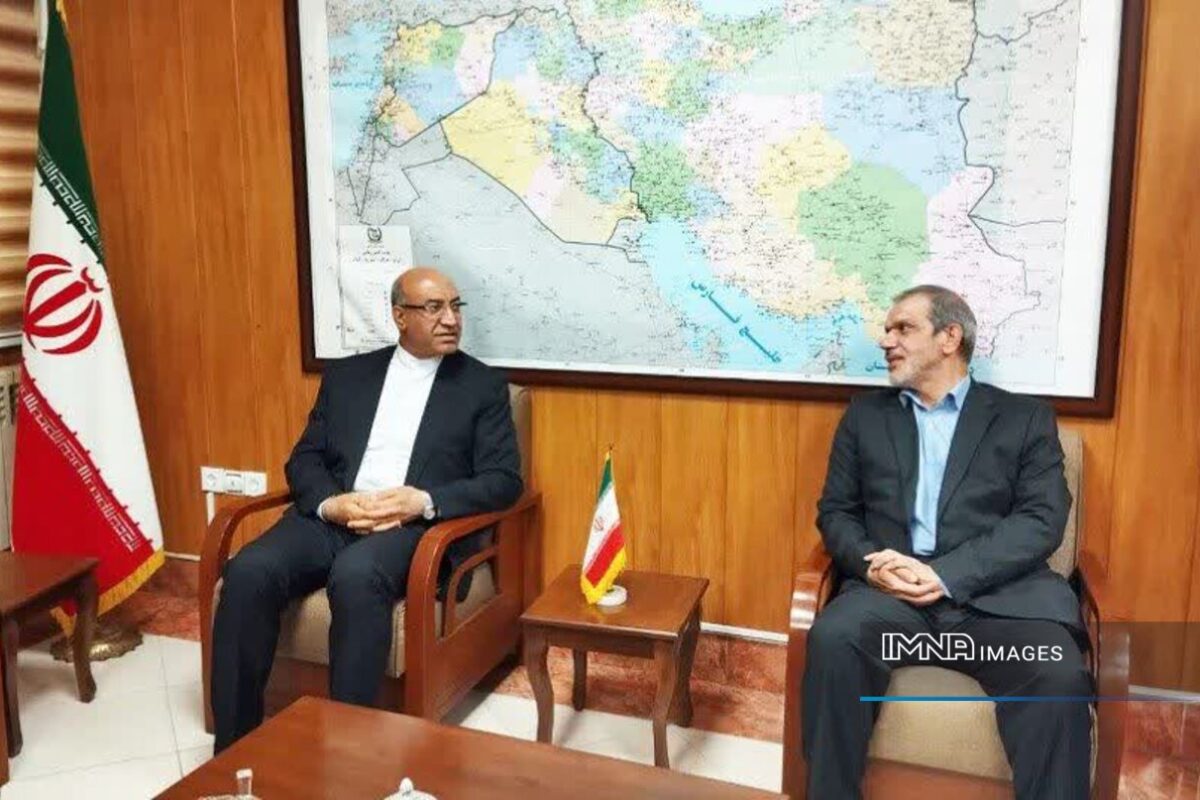 استاندار کرمانشاه پیگیری مطالبات استان در پایتخت با محوریت گردشگری و سرمایه گذاری