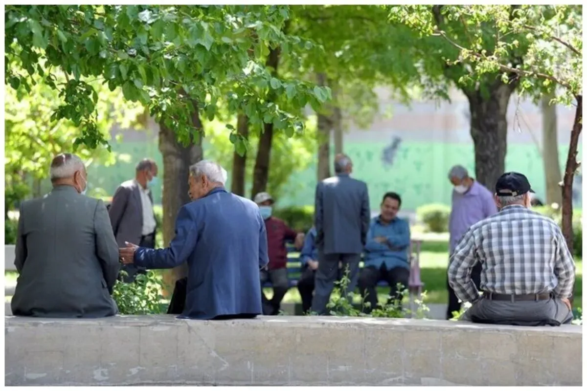 افزایش سرانه شارژ حکمت کارت بازنشستگان نیروهای مسلح به ۸۰۰ هزار تومان