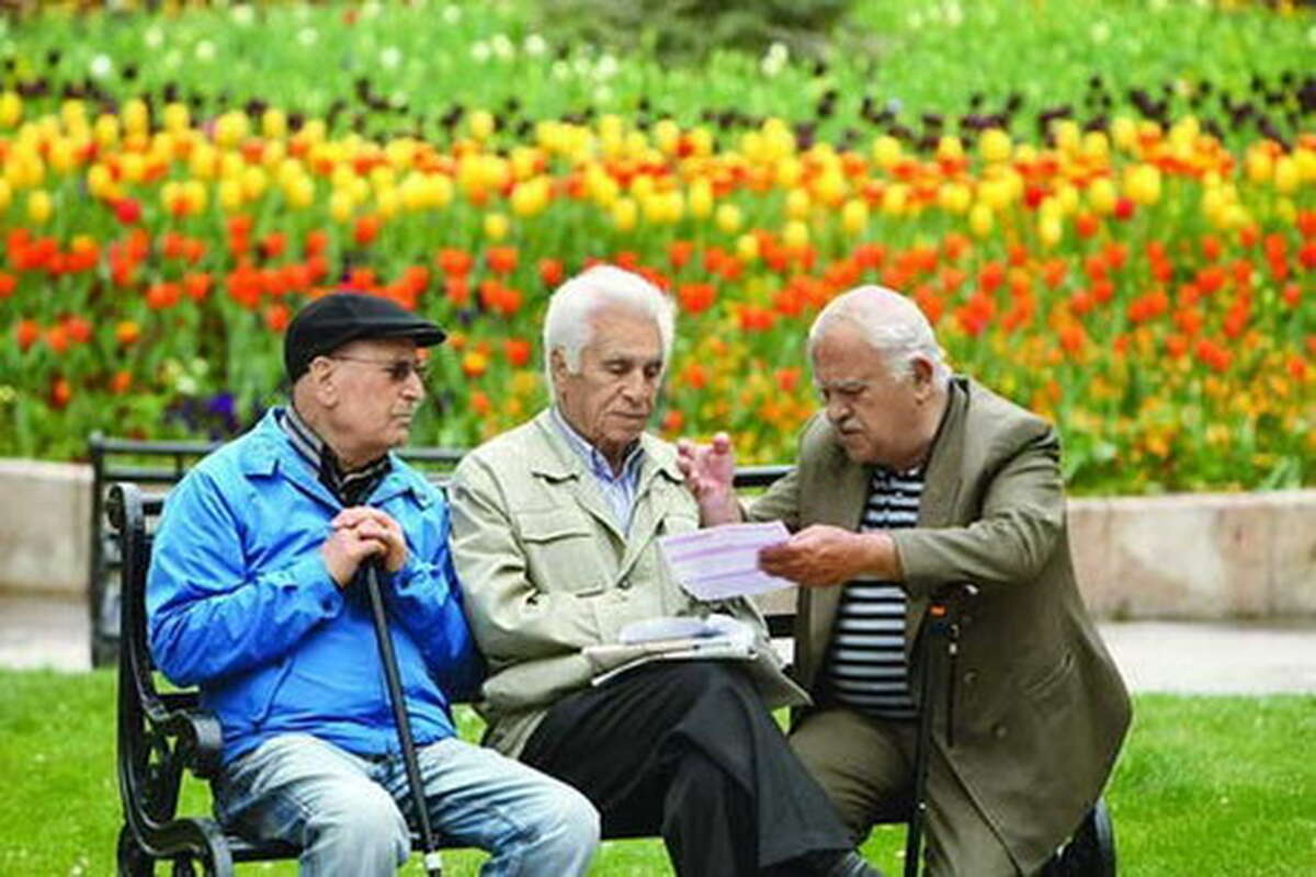 بازنشسته ۸
