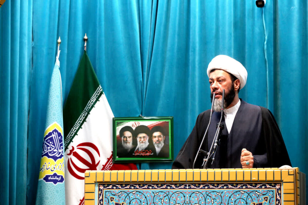 حاج آخوند پیروزی ها نتیجه ایمان و تبعیت از ولایت فقیه است