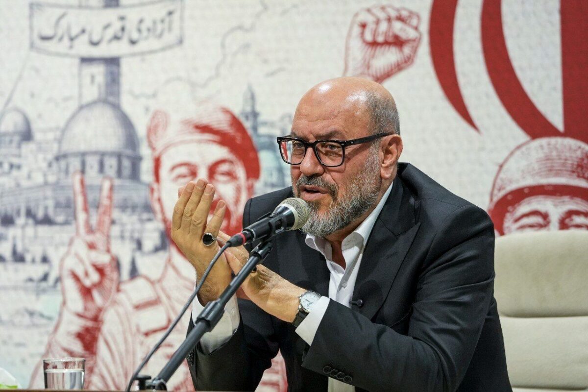 حسین دهقان