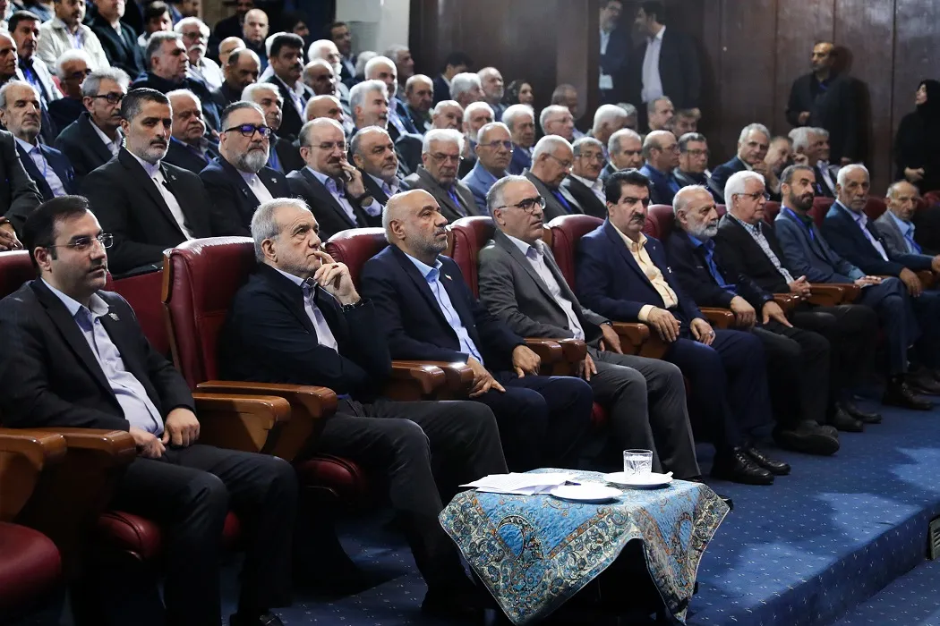 رونمایی از طرح ملی زرین تأمین بانک رفاه با حضور رئیس جمهور