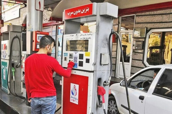 سیاست های جدید قیمتی دولت برای مقابله با بحران بنزین کارت سوخت ۱۰ هزار تومان شد