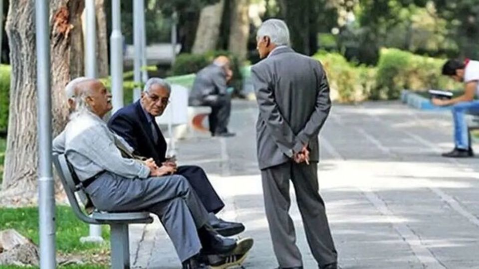 پرداخت حقوق شهریور ماه بازنشستگان از ۲۹ شهریور شروع خواهد شد
