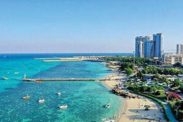 کیش آزادسازی ۴۱۱ هکتار اراضی و بازگشت ۱۱۰ هزار میلیارد تومان سرمایه