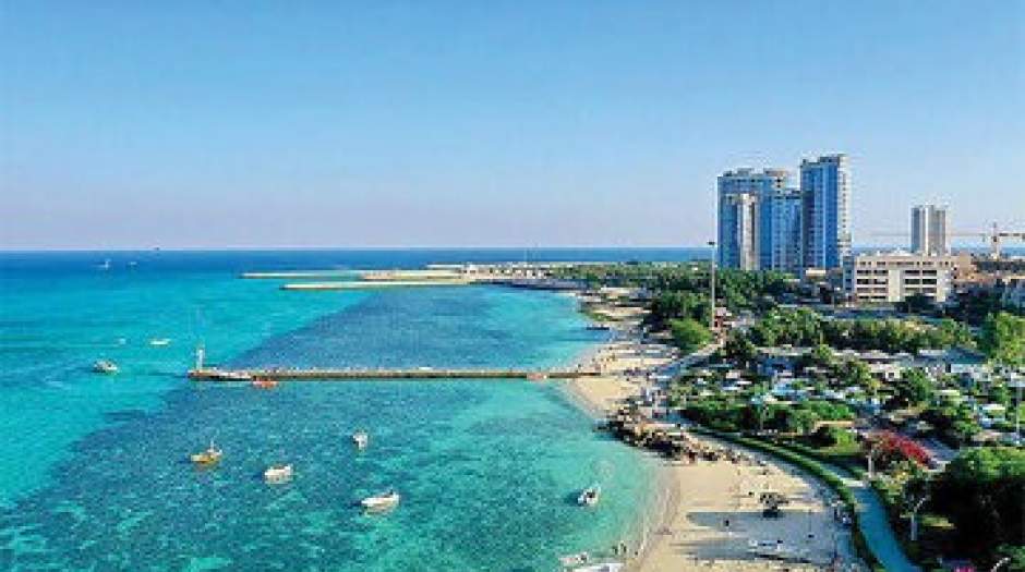 کیش آزادسازی ۴۱۱ هکتار اراضی و بازگشت ۱۱۰ هزار میلیارد تومان سرمایه