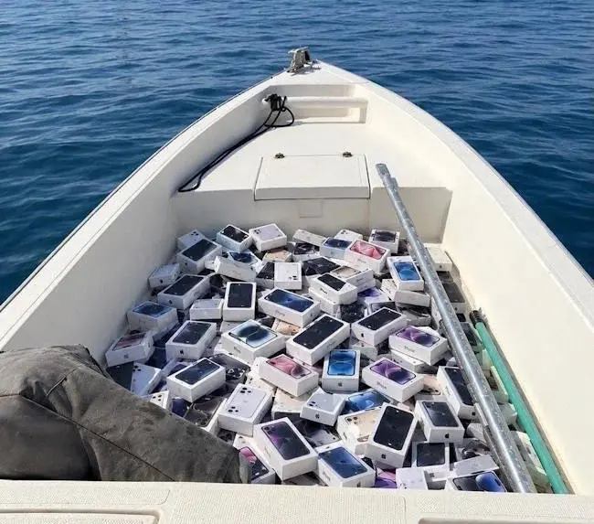 iphone-on-water