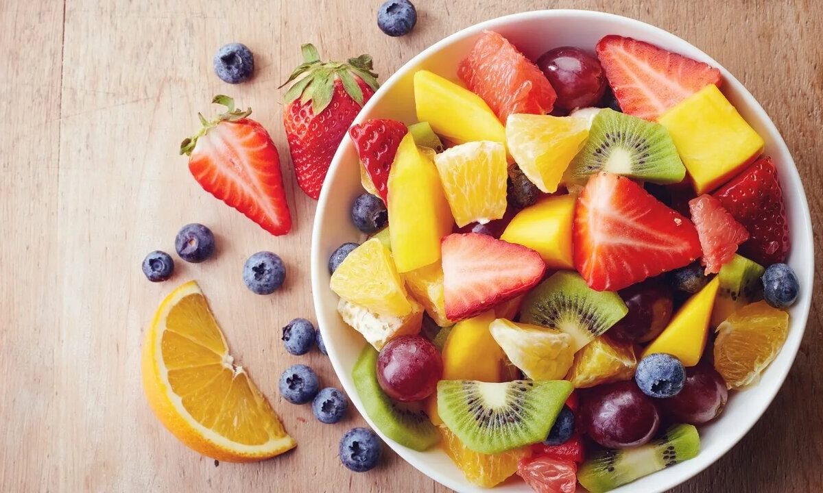 خوردن میوه ناشتا خطرات و فواید از زبان پزشکان