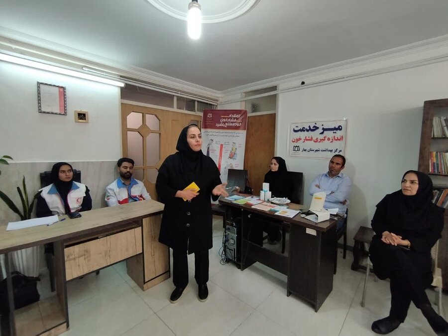 رزمایش خدمت و همبستگی برای سالمندان در شهرستان بهار برگزار شد