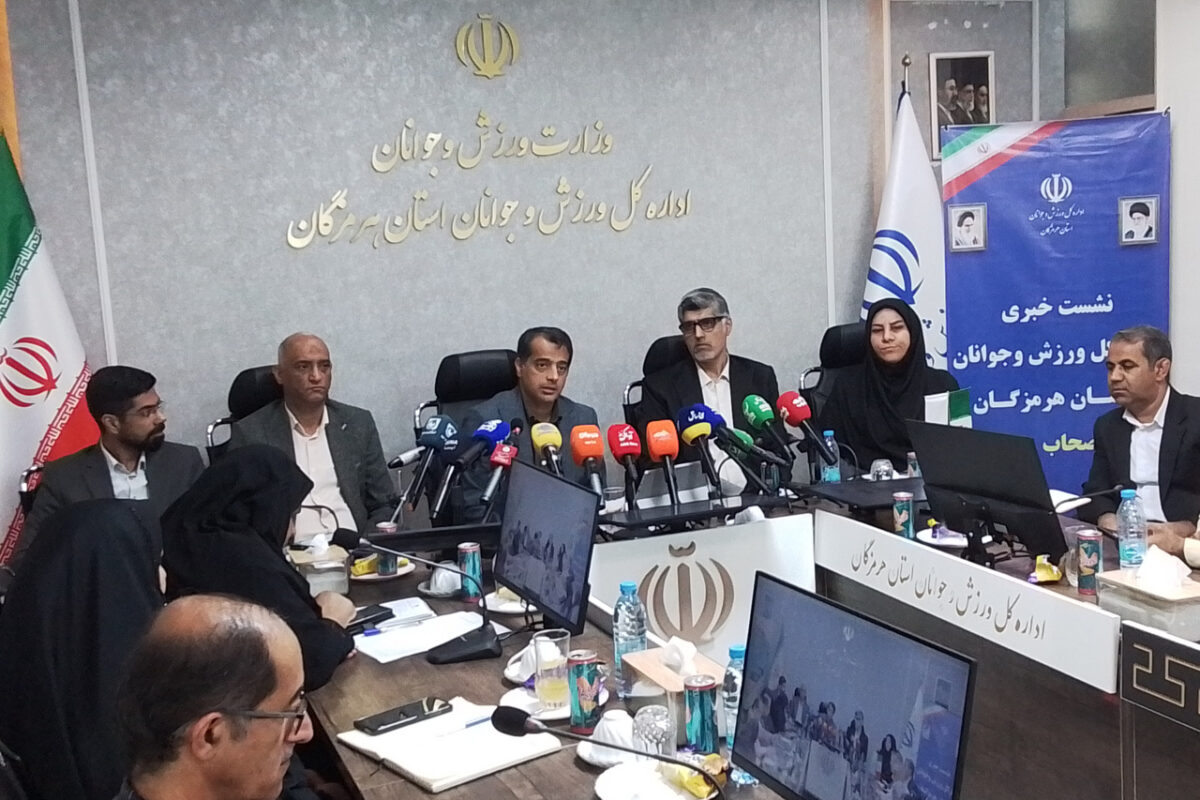 مدیرکل ورزش هرمزگان کتابخانه و موزه ورزش در بندرعباس در حال پیگیری است