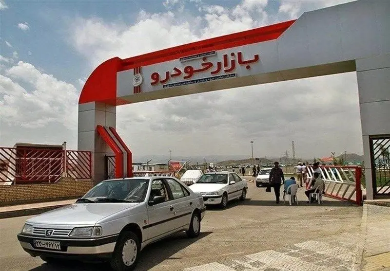 مقاومت خریداران در برابر افزایش قیمت خودرو ادامه دارد