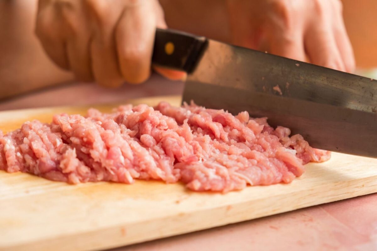 چرا و چگونه گوشت را ساتوری کنیم تا نرم و لذیذ شود