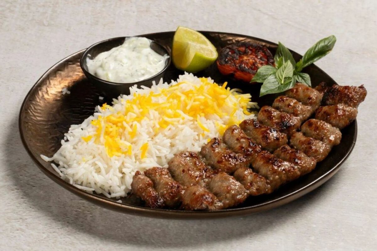 کباب ماستی لطیف و خوشمزه به سبک رستورانی در خانه